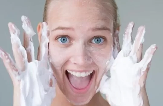 62b2e93ee4bfdc21ece14943