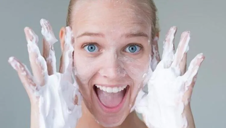 62b2e93ee4bfdc21ece14943